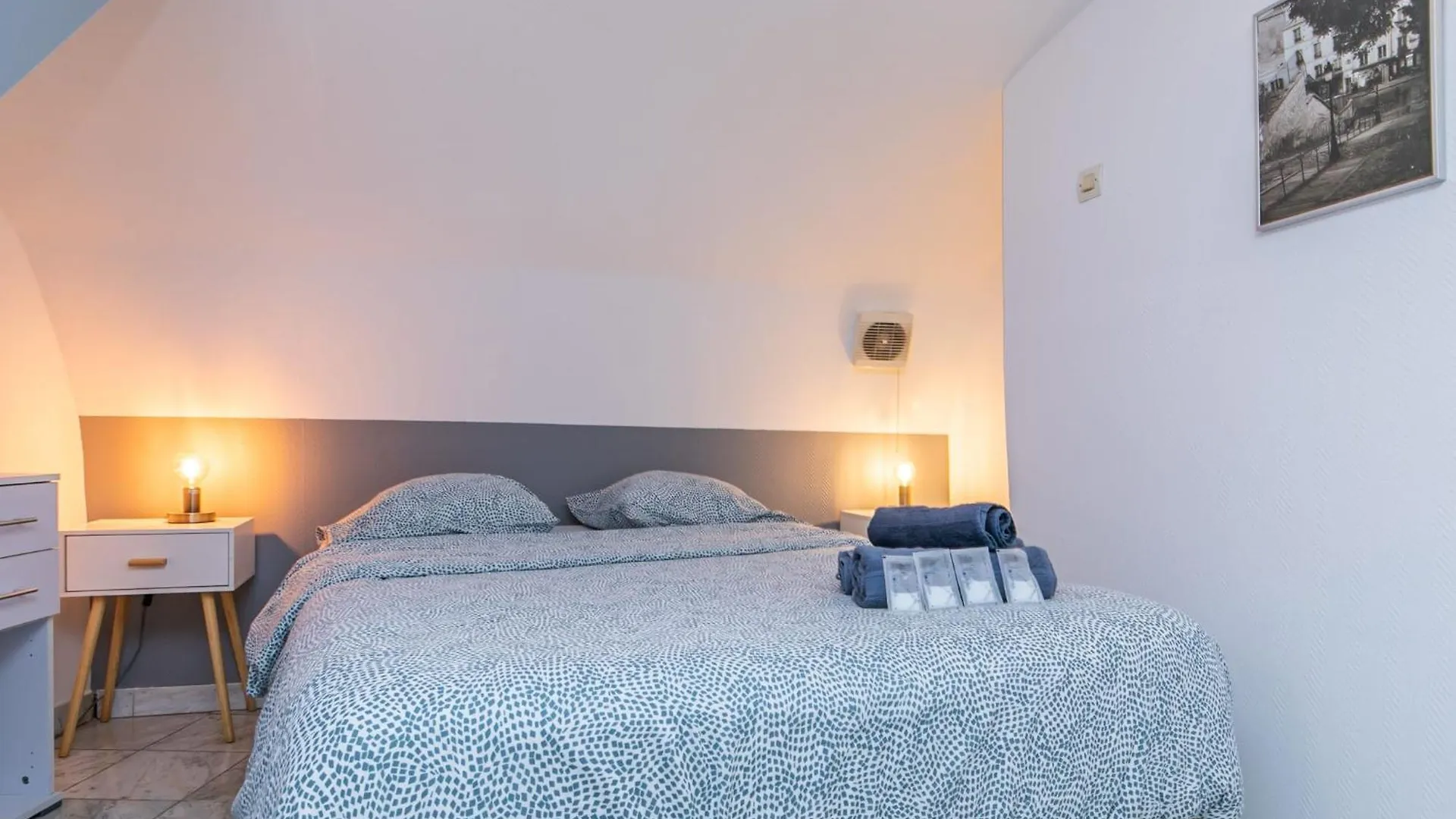 Charmant Appartement باريس